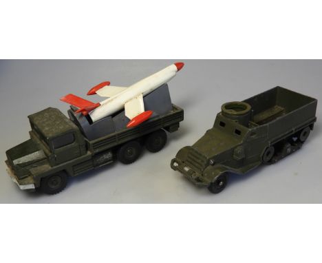 DINKY TOYS FRANCE - 620 BERLIET GAZELLE MISSILE LAUNCHER WITH NORD R20 MISILE & 822 HALF TRACK (NO MACHINE GUN) 