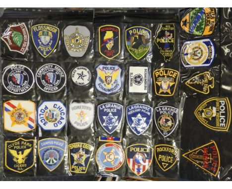 FOLDER OF 105 POLICE FORCE CLOTH PATCH BADGES ILLINOIS 