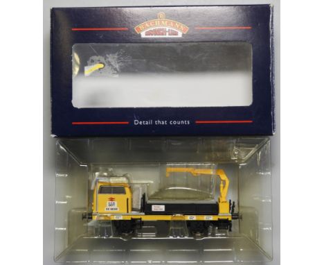 BACHMANN PLASSER OWB 10 WITH CRANE (MOTORISED) 