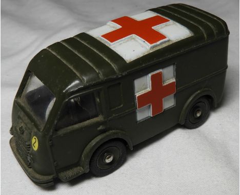 DINKY TOYS FRANCE - 80F AMBULANCE MILITAIRE 