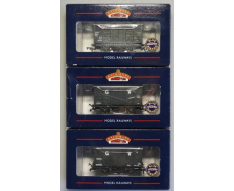 BACHMANN 3 GWR GREY VANS 