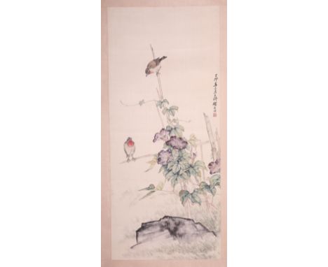 A Chinese 'Birds and flowers' scroll painting, L 86,5 - W 38 cm