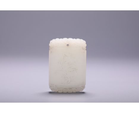 A Chinese white jade plaque pendant, L 5,3 - W 3,6 cm
