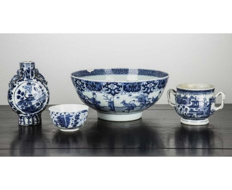 Group of four pieces of blue and white porcelainChinese, 19th Centuryincluding a moulded porcelain bowl, 26cm diameter, a sma