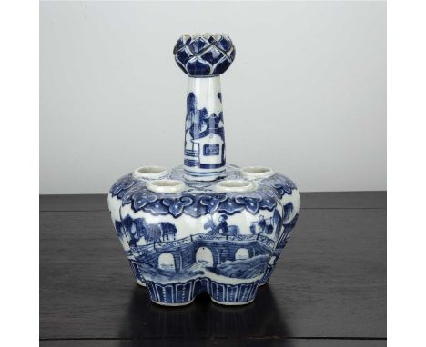 Blue and white porcelain tulipiereChinese, 19th Centurywith a garlic neck and five bulb recesses, the outer painted with a la