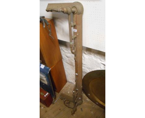 A late 19th Century brass fire fender