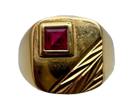 An Italian 18ct gold and synthetic ruby ring, 6.8g, Y