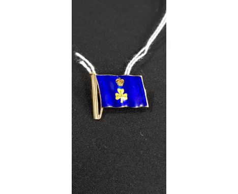 9 CARAT GOLD &amp; ENAMEL SAILING BROOCH - APPROX 5 GRAMS