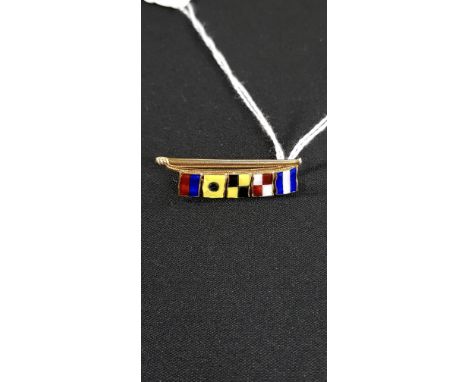 9 CARAT GOLD &amp; ENAMEL SAILING BROOCH - APPROX 5 GRAMS