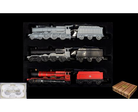 Corgi Harry Potter Ltd Edition Collectors Set ' Hogwarts Express ' Diecast Triple Steam Engine Set with Box & Certificates. T