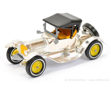 Matchbox Models of Yesteryear Y6 1913 Cadillac - chrome plated body and chassis without mounting lugs to base, baseplate type
