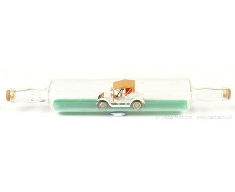 Matchbox Models of Yesteryear Lesney Giftware Series Y4 1909 Opel Coupe - white, bright red seats and grille, tan hood, brass