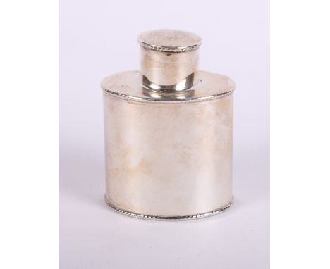 A Victorian silver oval tea caddy with gadrooned borders, 4.7oz troy approx
