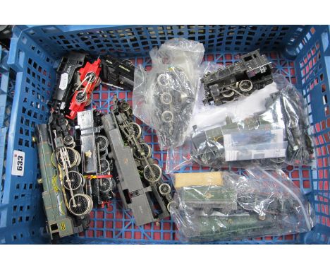 Ten 'OO' Gauge/4mm Unboxed Steam Locomotives for Spares or Repair, Hornby Std tank Hornby Dublo Class N2, Mainline J72, Lima 