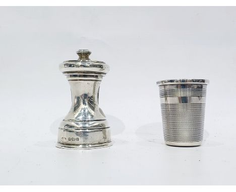Modern silver tot beaker by Francis Howard Ltd, Sheffield 1972, modelled as a thimble, 5.5cm high and a silver pepper grinder