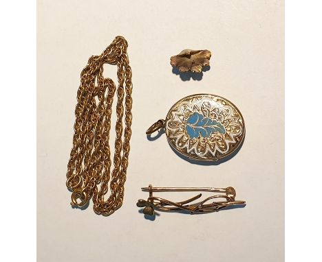 9ct gold and green enamel bar brooch, 9ct gold chain necklace and a gold plated and blue and white enamel oval locket pendant