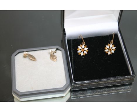 A PAIR OF 9K CITRINE AND OPAL EARRINGS, together with a small pair of 'leaf' style earrings (2)