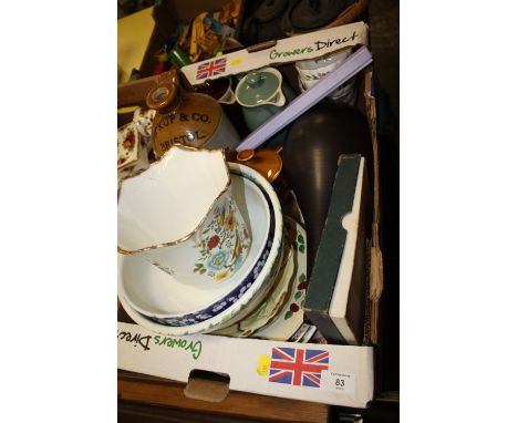 A TRAY OF ASSORTED CERAMICS TO INCLUDE AYNSLEY, STONEWARE ADVERTISING JUG, POOLE, PORTMEIRION, DENBY ETC