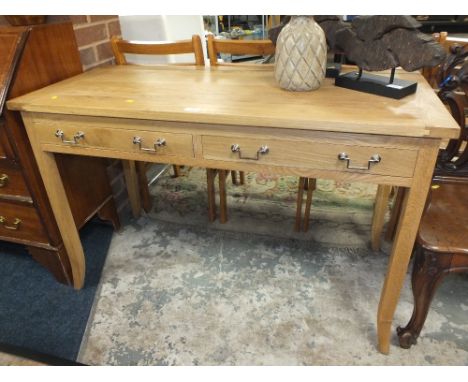 A MODERN LIGHT OAK CONSOLE TABLE H- 76 CM W - 120 CM