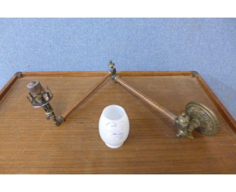 An articulated gas lamp