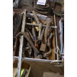 FLAT OF VARIOUS HAND TOOLS