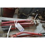 BOLT CUTTERS, 28"