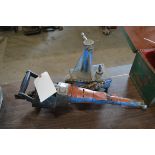PNEUMATIC SAW, TEIN, MDL MOT6-3-2, W/ EXTRA BLADES, SPARKLESS W/ CLAMP