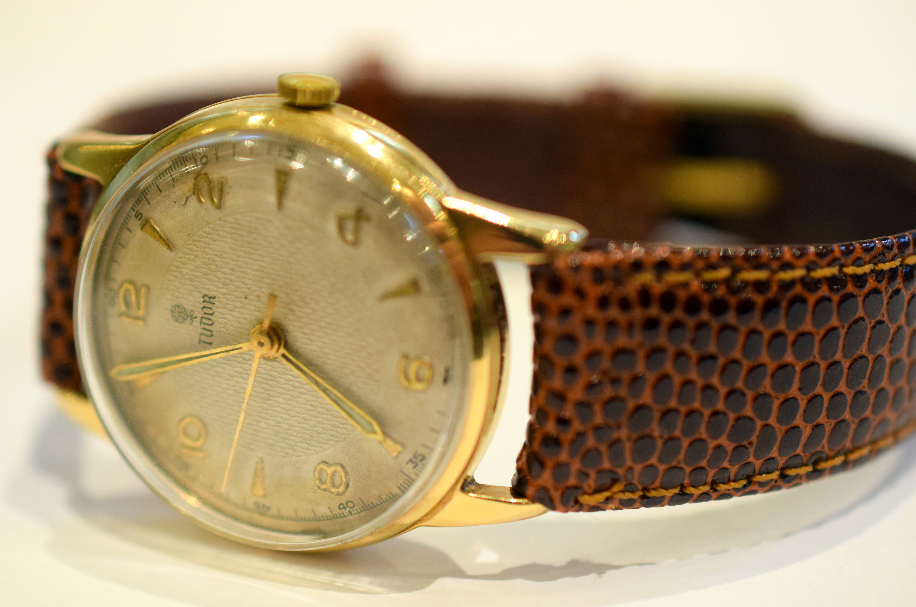 Rolex Tudor 9ct Gold Dennison Cased Gentleman's Wristwatch Rolex Tudor