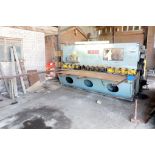 Pearson 13mmx3048mm guillotine Serial number 666602/2 (approx. 11Ton) (bolted to floor - viewing