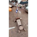 Vehicle jack