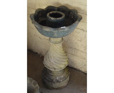 35" GARDEN PLANTER     