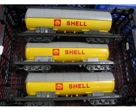 Three Lima O Guage/7mm Eight Wheel Bogie Shell Tankers, unboxed condition very good.