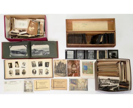 A LARGE QUANTITY OF EARLY 20TH CENTURY TOPOGRAPHICAL EUROPEAN POSTCARDS, VICTORIAN BLACK AND WHITE PORTRAIT PHOTOGRAPHS, MAGI