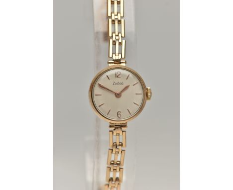 A 9CT GOLD 'ZODIAC' WRISTWATCH, hand wound movement, round dial signed 'Zodiac', baton markers, Arabic numerals at the six an