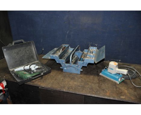 A METAL TOOLBOX CONTAINING AUTOMOTIVE TOOLS by Britool, Gedore, etc, a Bosch PSb-450-2 electric drill (PAT pass and working),