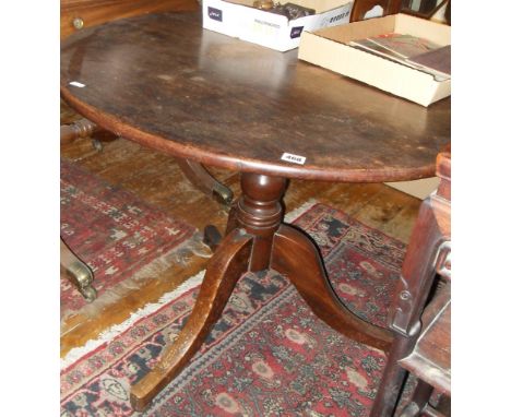 Georgian mahogany snap-top tripod table