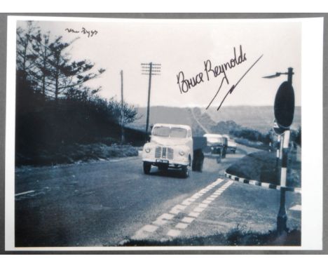 The Great Train Robbery - Bruce Reynolds (1931-2013) &amp; Ronnie Biggs (1929-2013) - autographed A4 photograph showing Polic