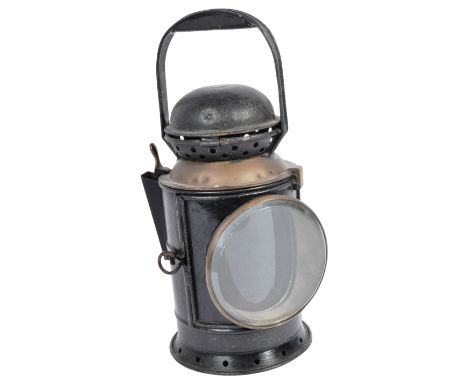 Railways - A vintage British Railways / Western Railways railway hand lamp / lantern. Three aspect lamp, with original red an