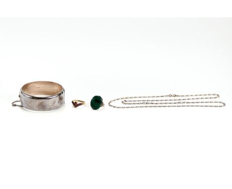 A CONTINENTAL SILVER-GILT GARNET WISHBONE RING stamped mark S., size Q 1/2, a silver-plated malachite RING, a.f., a silver NE