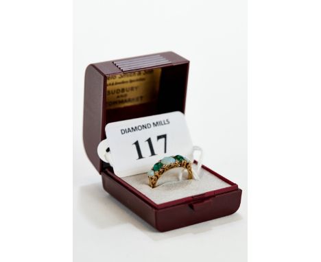 AN EDWARDIAN YELLOW GOLD FIVE STONE OPAL &amp; GREEN CABOCHON STONE RING with old cut diamond divisions, no hallmark, size M,
