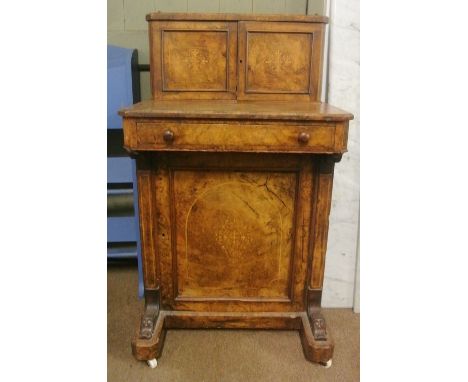 ANTIQUE/ FURNITURE - A beautiful antique ladies Davenport desk, produced in Belfast by H F Thomas of Howard St. Piece require