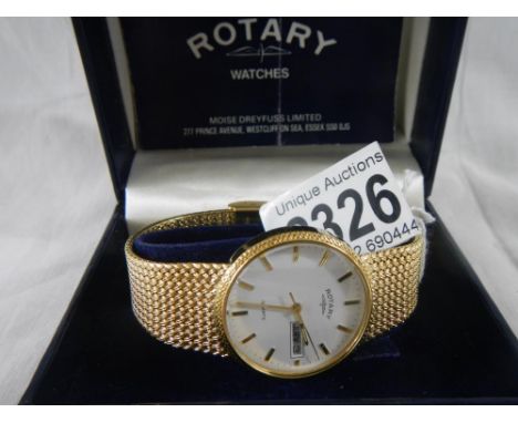 A good quality Rotary watch in yellow metal, in working order.