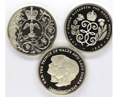 1977, 1981 and 1990 silver proof commemorative Crowns of Elizabeth II, each encapsulated, boxed with CoAs. P&amp;P Group 1 (£