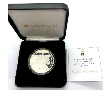 2016 silver proof £5 coin of Elizabeth II, encapsulated, boxed with COA. P&amp;P Group 1 (£14+VAT for the first lot and £1+VA