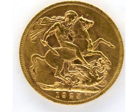 1925 gold sovereign of George V, South Africa Mint. P&amp;P Group 1 (£14+VAT for the first lot and £1+VAT for subsequent lots