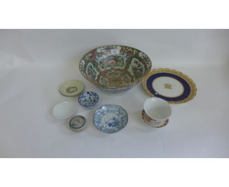 A mixed lot of ceramics to include a, modern famille rose bowl, blue and white trinket dishes and a Spode porcelain plate etc