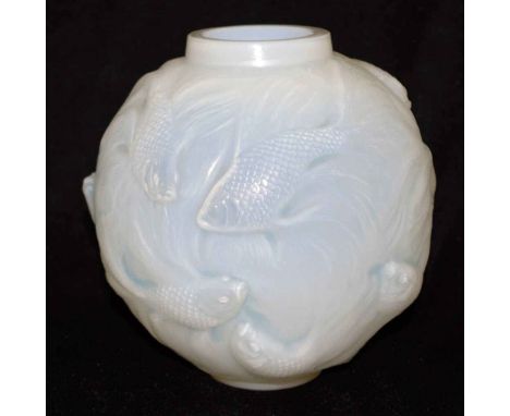 Rene Lalique glass Formose ball vase 17cm high, Model No. 934 Circa 1924. Marked R Lalique, France.