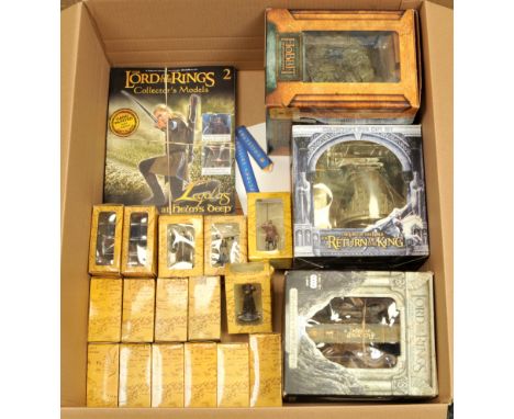 Eaglemoss The Lord of the Rings Collector's Models and New Line Cinema gift sets, including: Eaglemoss LOTR Legolas, and othe