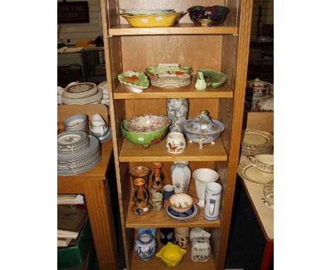 A collection of 20th Century British and European ceramics, Susie Cooper, Lawleys, Mailing, Quimper etc. 