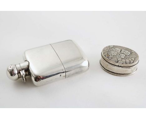 AN EARLY 20TH CENTURY SPIRIT FLASK of rectangular form with rounded corners & a pull-off base by James Dixon & Sons, Sheffiel